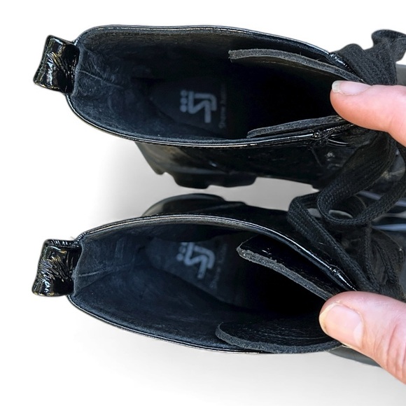 Shane Justin Patent Lace-up Platform Combat Boot in Size EU 39; US 9 - Picture 7 of 11